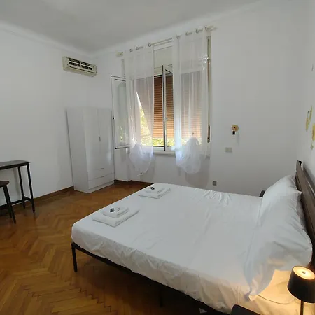 Dock Bay Hostel Апартаменти *