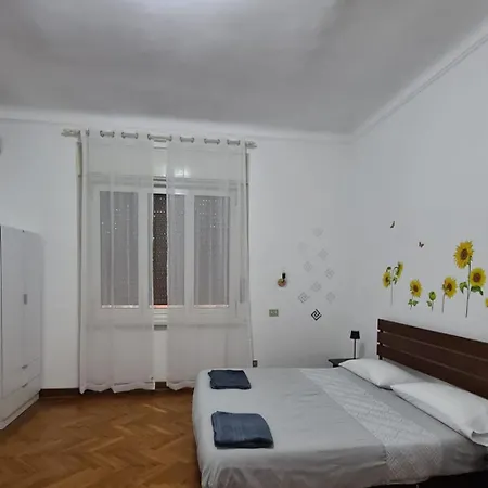 Dock Bay Hostel * Трієст